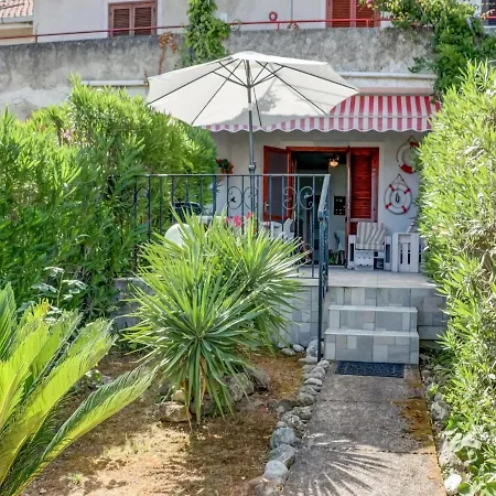 Comfy Holiday In With Garden San Nicola Arcella