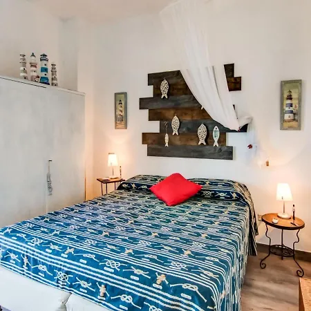 Prázdninový dům Comfy Holiday In With Garden San Nicola Arcella
